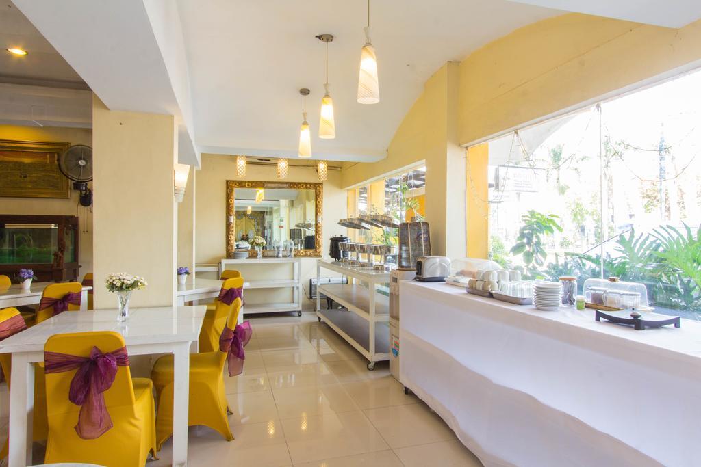 Wijaya Imperial Hotel Baturetno Zewnętrze zdjęcie