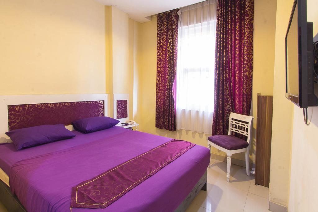 Wijaya Imperial Hotel Baturetno Zewnętrze zdjęcie