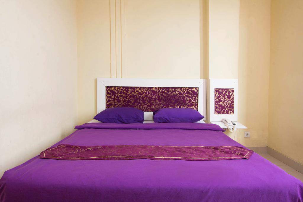Wijaya Imperial Hotel Baturetno Zewnętrze zdjęcie