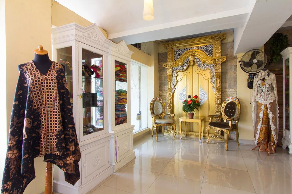 Wijaya Imperial Hotel Baturetno Zewnętrze zdjęcie